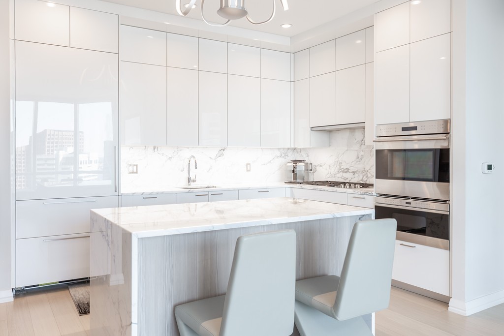 1 Franklin Street, Boston, Massachusetts 02110, 2 Bedrooms Bedrooms, 3 Rooms Rooms,2 BathroomsBathrooms,Residential Rental,For Lease,Franklin Street,72785337