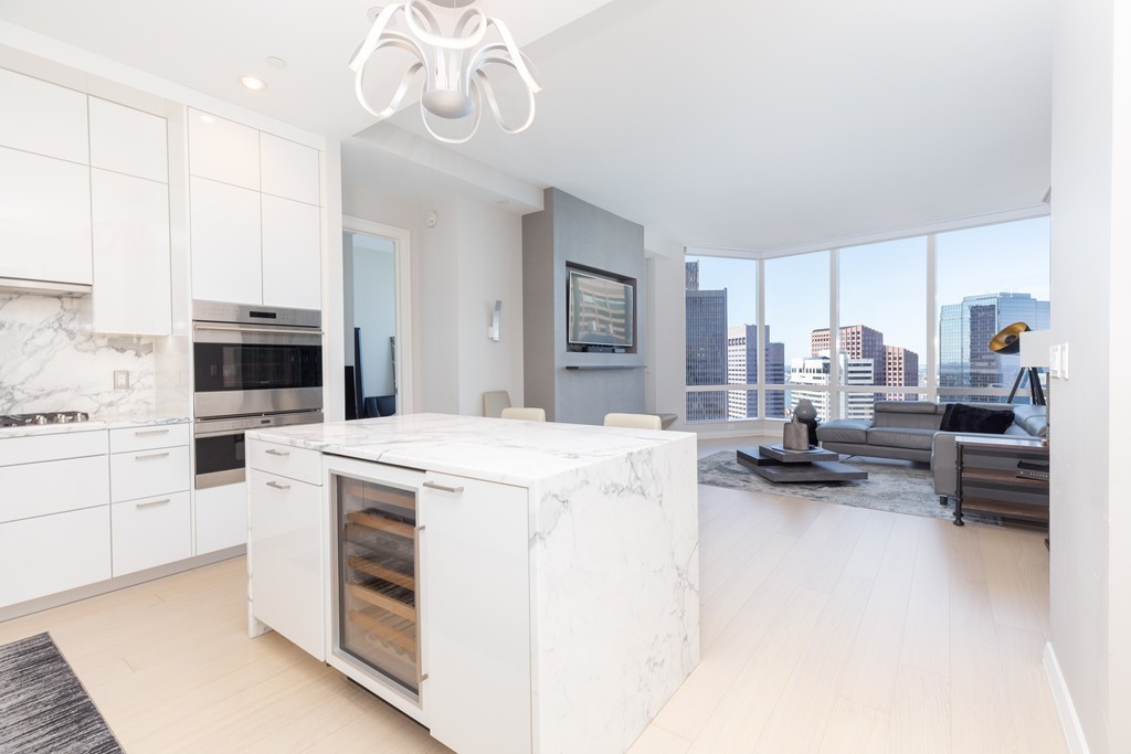 1 Franklin Street, Boston, Massachusetts 02110, 2 Bedrooms Bedrooms, 3 Rooms Rooms,2 BathroomsBathrooms,Residential Rental,For Lease,Franklin Street,72785337