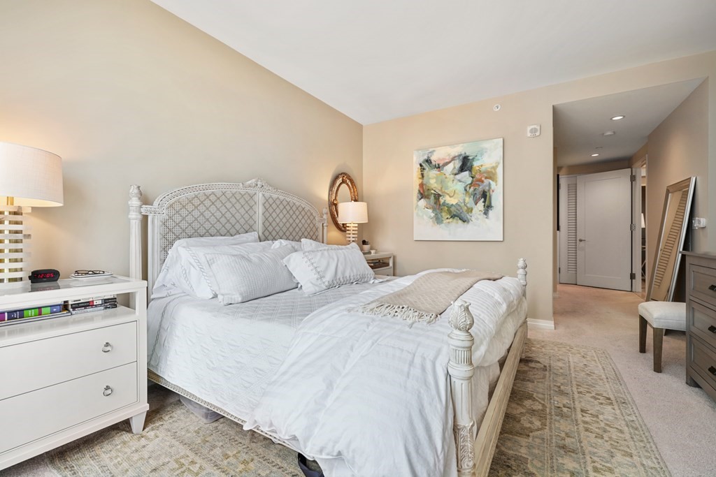 1 Franklin Street, Boston, Massachusetts 02110, 2 Bedrooms Bedrooms, 5 Rooms Rooms,2 BathroomsBathrooms,Condominium/co-op,For Sale,Franklin Street,72962032