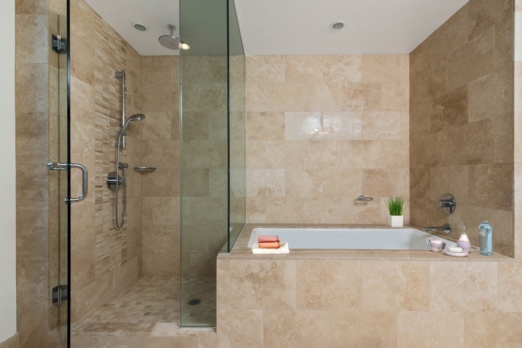 1 Franklin Street, Boston, Massachusetts 02110, 2 Bedrooms Bedrooms, 5 Rooms Rooms,2 BathroomsBathrooms,Residential Rental,For Lease,Franklin Street,73007815