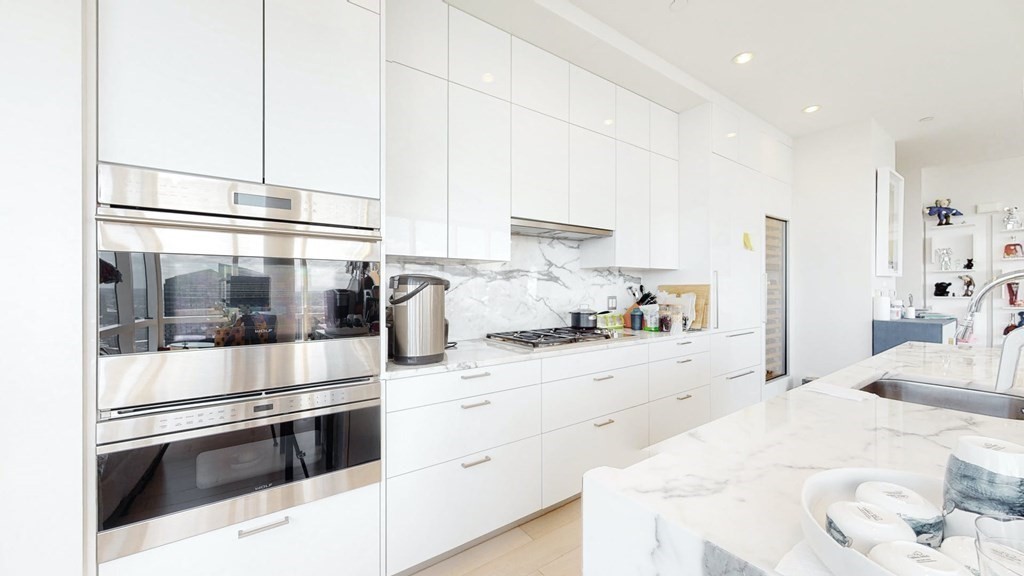 1 Franklin St, Boston, Massachusetts 02110, 3 Bedrooms Bedrooms, 5 Rooms Rooms,3 BathroomsBathrooms,Condominium/co-op,For Sale,Franklin St,73012270