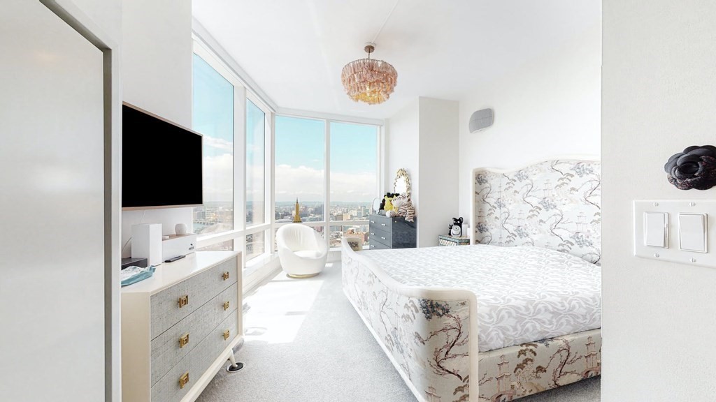 1 Franklin St, Boston, Massachusetts 02110, 3 Bedrooms Bedrooms, 5 Rooms Rooms,3 BathroomsBathrooms,Condominium/co-op,For Sale,Franklin St,73012270