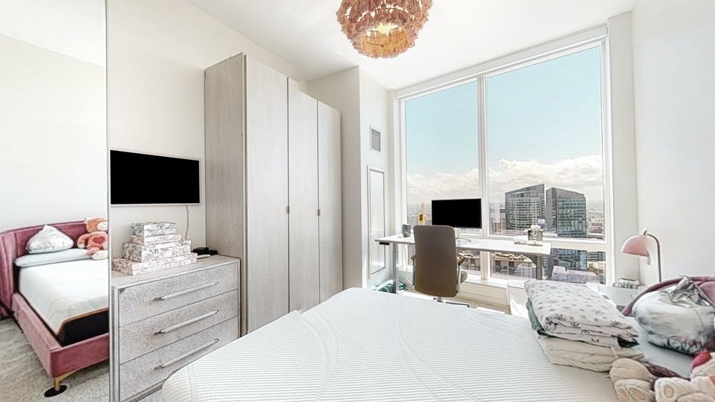 1 Franklin St, Boston, Massachusetts 02110, 3 Bedrooms Bedrooms, 5 Rooms Rooms,3 BathroomsBathrooms,Condominium/co-op,For Sale,Franklin St,73012270
