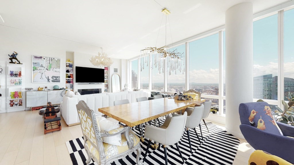 1 Franklin St, Boston, Massachusetts 02110, 3 Bedrooms Bedrooms, 5 Rooms Rooms,3 BathroomsBathrooms,Condominium/co-op,For Sale,Franklin St,73012270