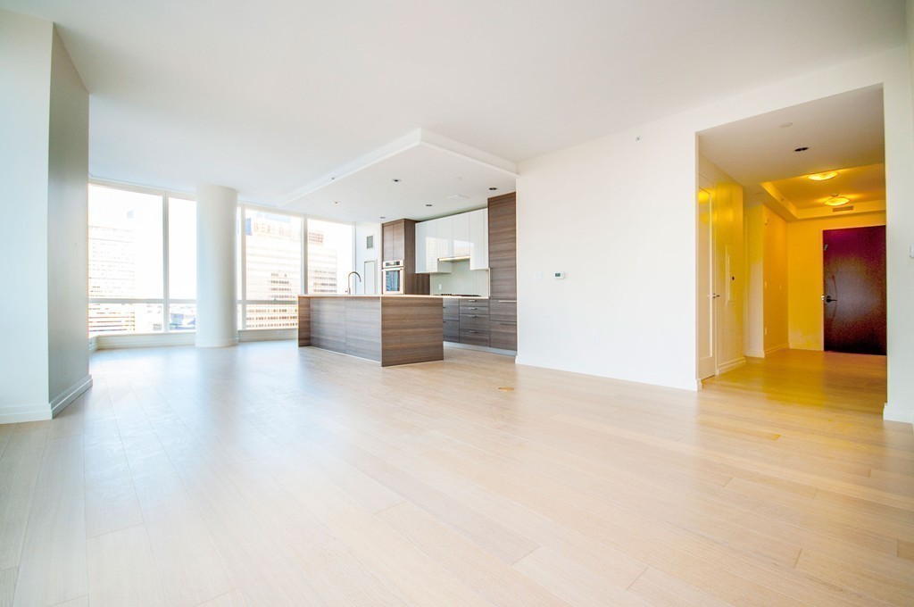 1 Franklin St., Boston, Massachusetts 02118, 2 Bedrooms Bedrooms, 6 Rooms Rooms,2 BathroomsBathrooms,Residential Rental,For Lease,Franklin St.,73019074