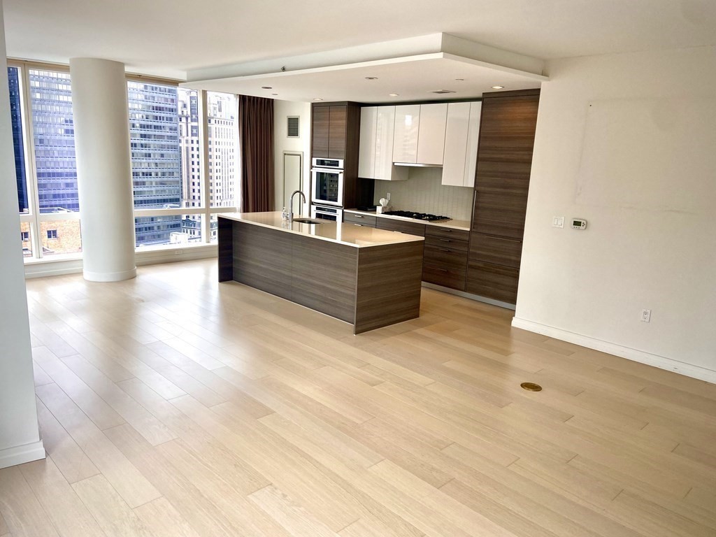 1 Franklin Street, Boston, Massachusetts 02110, 2 Bedrooms Bedrooms, 4 Rooms Rooms,2 BathroomsBathrooms,Residential Rental,For Lease,Franklin Street,73020324