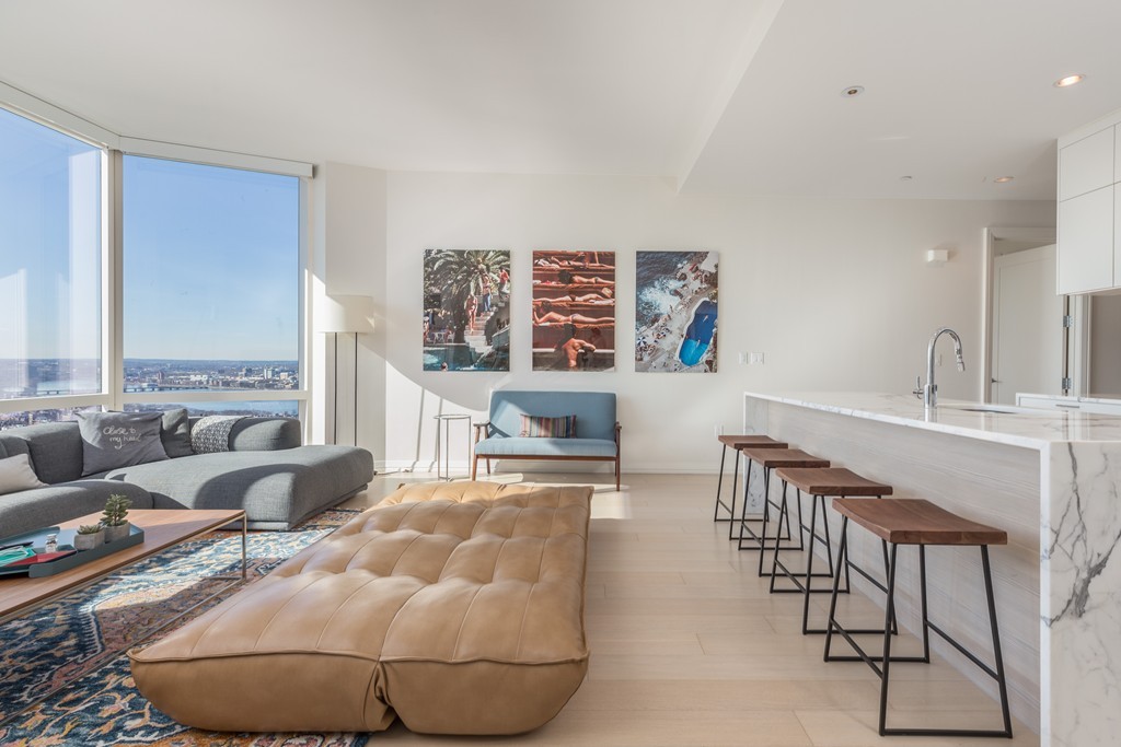 1 Franklin Street, Boston, Massachusetts 02110, 2 Bedrooms Bedrooms, 4 Rooms Rooms,2 BathroomsBathrooms,Residential Rental,For Lease,Franklin Street,73020670