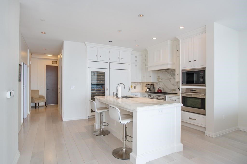 1 Franklin St, Boston, Massachusetts 02110, 2 Bedrooms Bedrooms, 5 Rooms Rooms,2 BathroomsBathrooms,Residential Rental,For Lease,Franklin St,73021225