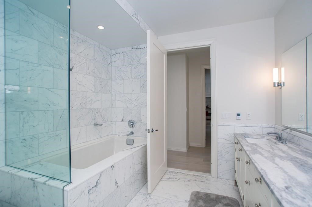 1 Franklin St, Boston, Massachusetts 02110, 2 Bedrooms Bedrooms, 5 Rooms Rooms,2 BathroomsBathrooms,Residential Rental,For Lease,Franklin St,73021225