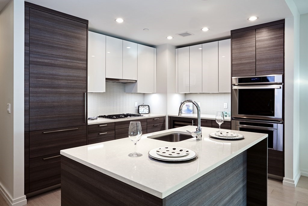 1 Franklin St, Boston, Massachusetts 02110, 2 Bedrooms Bedrooms, 5 Rooms Rooms,2 BathroomsBathrooms,Condominium/co-op,For Sale,Franklin St,73030036