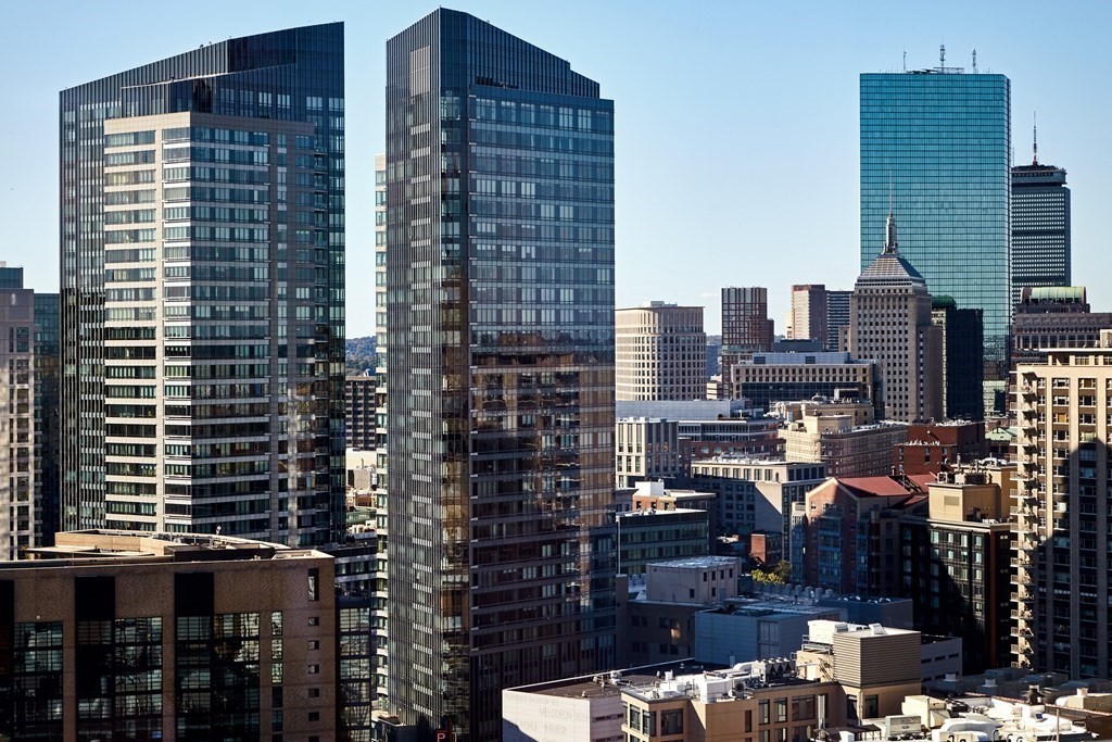 1 Franklin St, Boston, Massachusetts 02110, 2 Bedrooms Bedrooms, 5 Rooms Rooms,2 BathroomsBathrooms,Condominium/co-op,For Sale,Franklin St,73030036