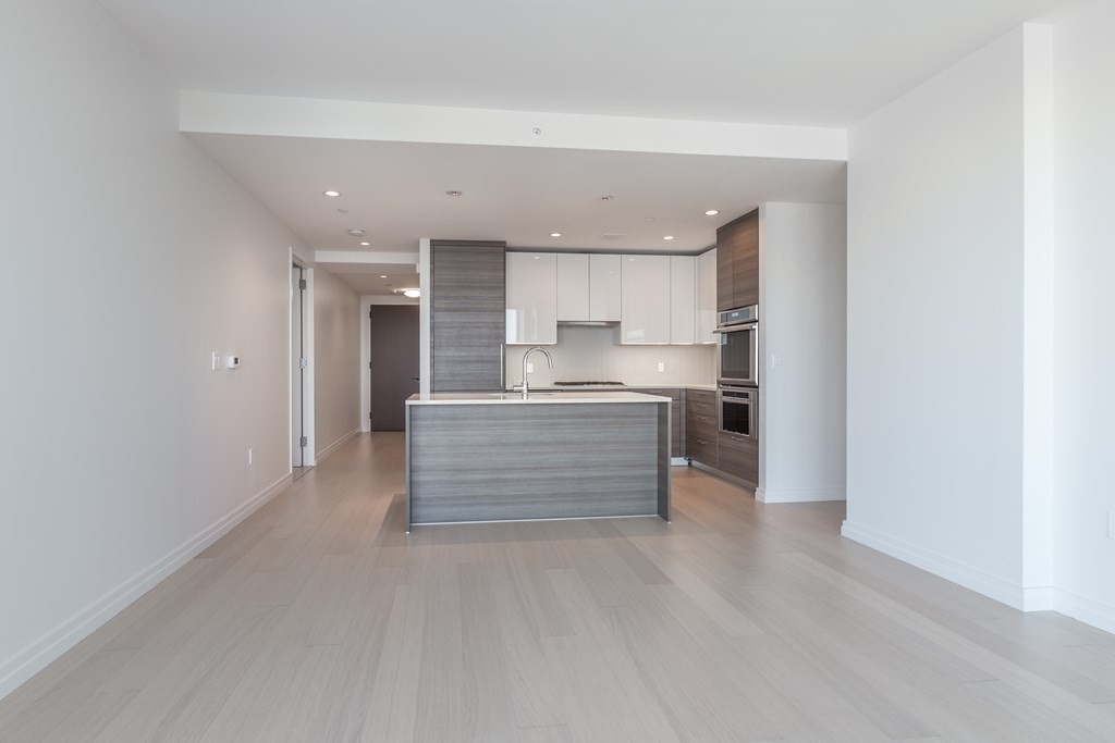 1 Franklin St, Boston, Massachusetts 02110, 2 Bedrooms Bedrooms, 4 Rooms Rooms,2 BathroomsBathrooms,Condominium/co-op,For Sale,Franklin St,73031697