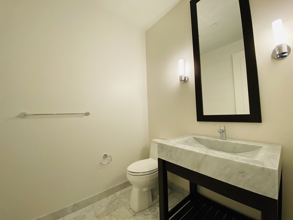 1 Franklin St, Boston, Massachusetts 02110, 3 Bedrooms Bedrooms, 5 Rooms Rooms,3 BathroomsBathrooms,Residential Rental,For Lease,Franklin St,73031954