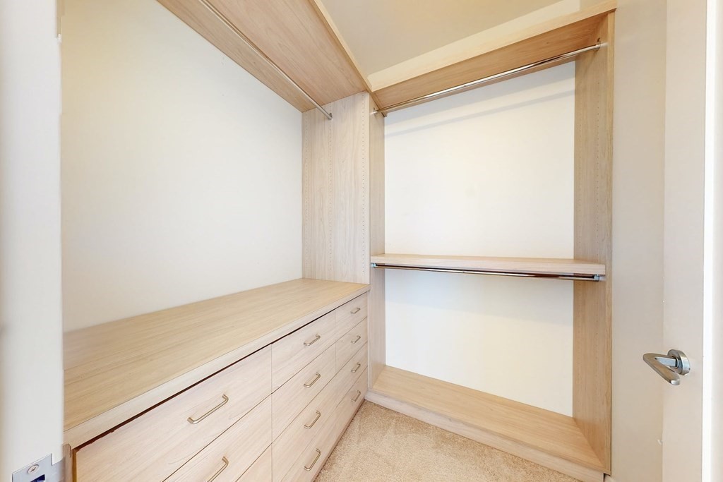 1 Franklin St, Boston, Massachusetts 02110, 3 Bedrooms Bedrooms, 5 Rooms Rooms,3 BathroomsBathrooms,Residential Rental,For Lease,Franklin St,73032673