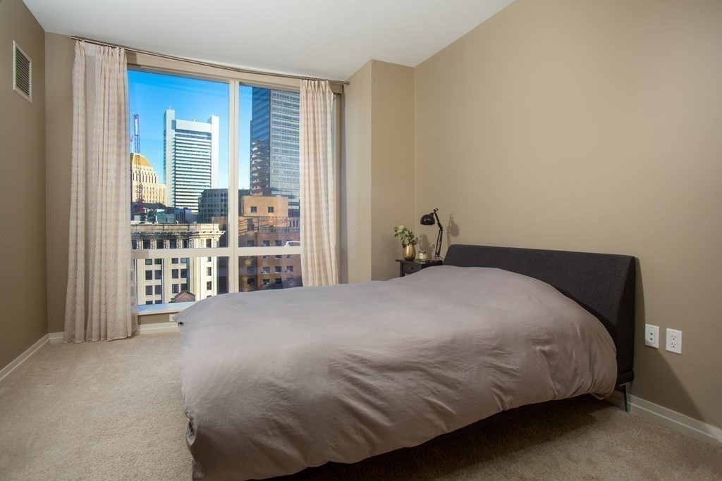 1 Franklin, Boston, Massachusetts 02110, 2 Bedrooms Bedrooms, 4 Rooms Rooms,2 BathroomsBathrooms,Condominium/co-op,For Sale,Franklin,73033489
