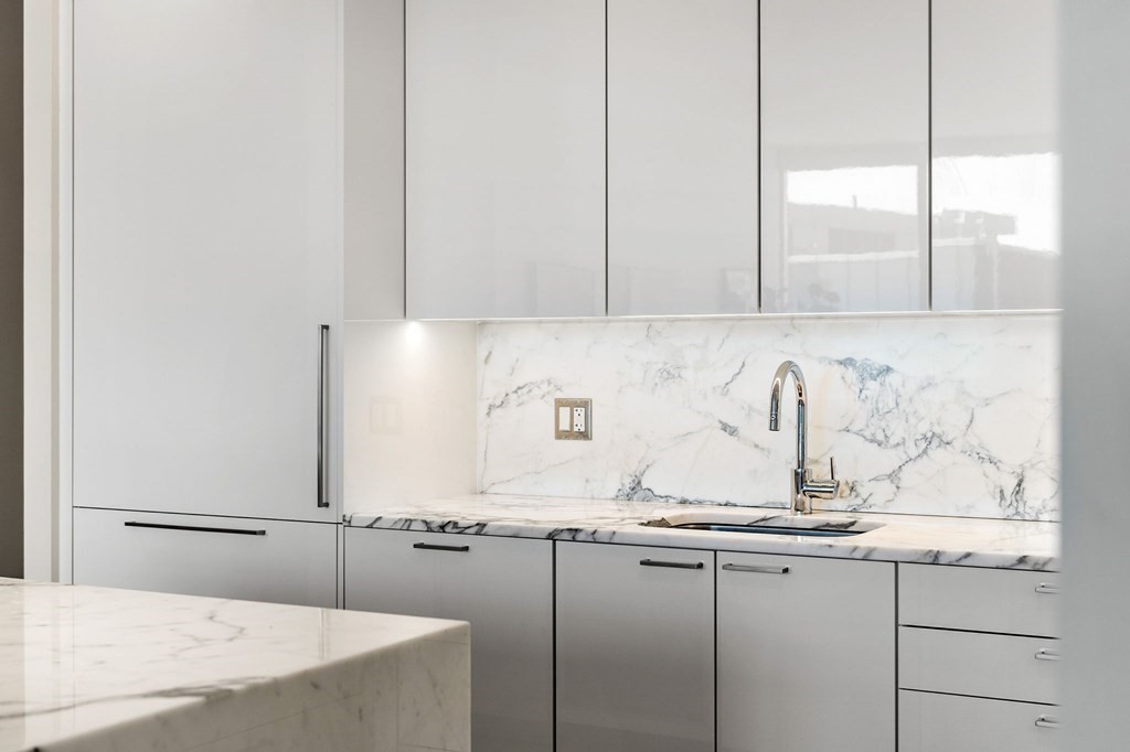 1 Franklin Street, Boston, Massachusetts 02110, 2 Bedrooms Bedrooms, 5 Rooms Rooms,2 BathroomsBathrooms,Condominium/co-op,For Sale,Franklin Street,73043719