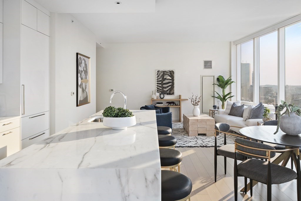 1 Franklin, Boston, Massachusetts 02110, 3 Bedrooms Bedrooms, 5 Rooms Rooms,3 BathroomsBathrooms,Residential Rental,For Lease,Franklin,73045239