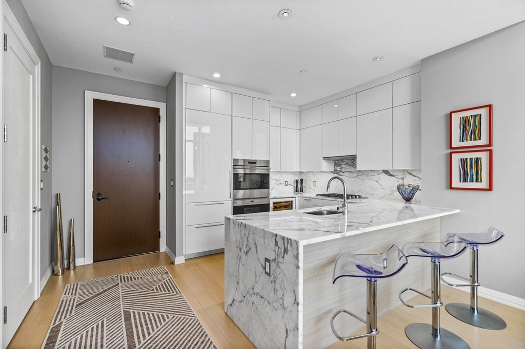1 Franklin St, Boston, Massachusetts 02110, 1 Bedroom Bedrooms, 3 Rooms Rooms,1 BathroomBathrooms,Condominium/co-op,For Sale,Franklin St,73046968