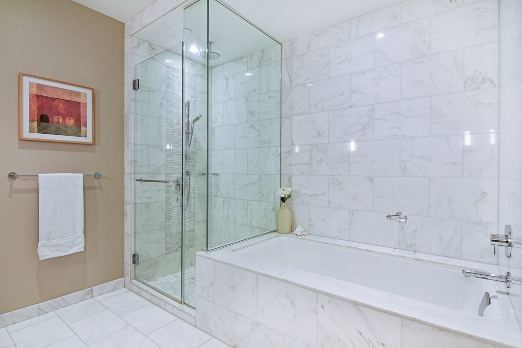 1 Franklin St, Boston, Massachusetts 02110, 2 Bedrooms Bedrooms, 4 Rooms Rooms,2 BathroomsBathrooms,Condominium/co-op,For Sale,Franklin St,73053330