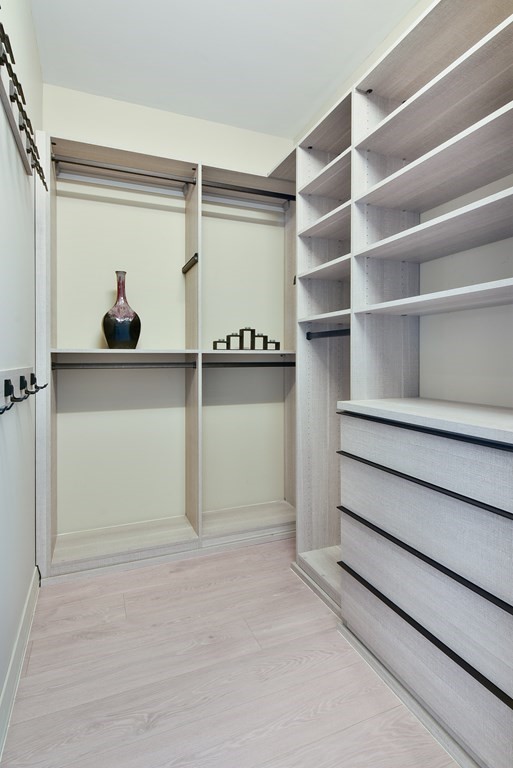 1 Franklin St, Boston, Massachusetts 02110, 2 Bedrooms Bedrooms, 4 Rooms Rooms,2 BathroomsBathrooms,Condominium/co-op,For Sale,Franklin St,73053330