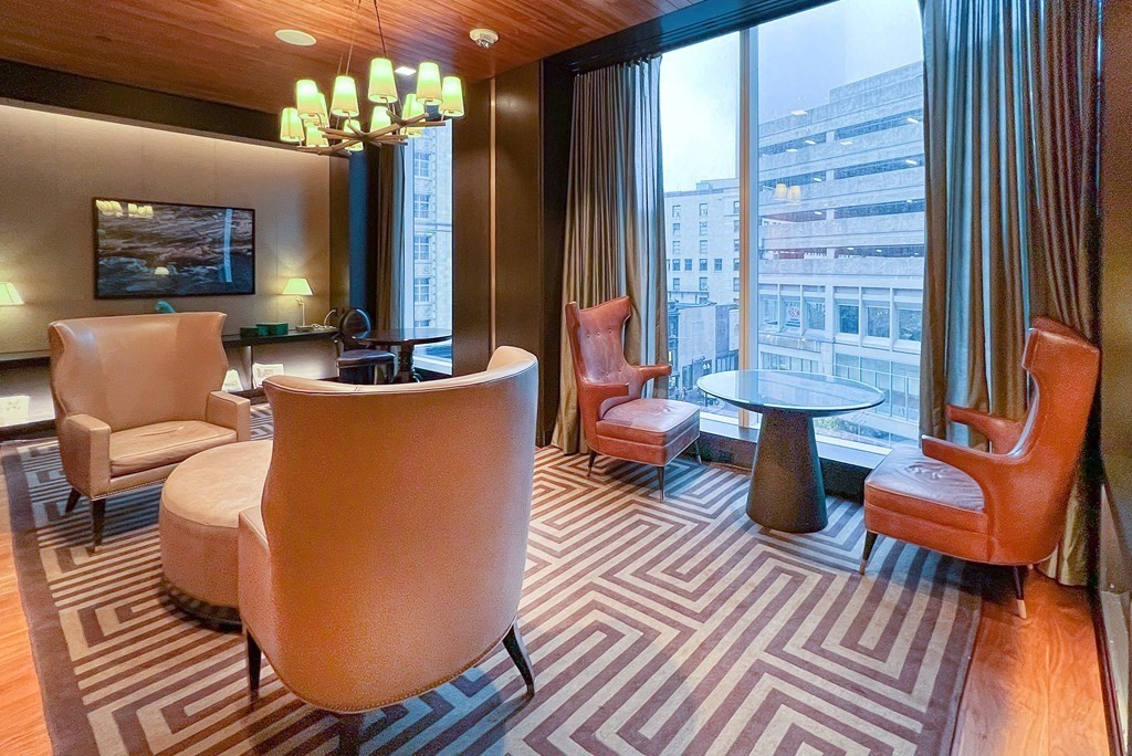 1 Franklin St, Boston, Massachusetts 02110, 2 Bedrooms Bedrooms, 4 Rooms Rooms,2 BathroomsBathrooms,Condominium/co-op,For Sale,Franklin St,73053330