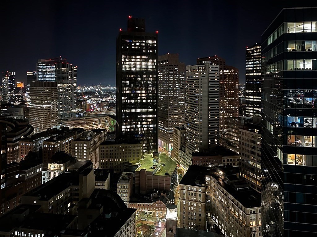 1 Franklin St, Boston, Massachusetts 02110, 2 Bedrooms Bedrooms, 4 Rooms Rooms,2 BathroomsBathrooms,Condominium/co-op,For Sale,Franklin St,73053330