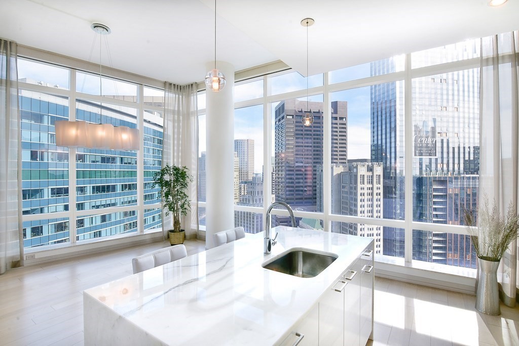 1 Franklin St, Boston, Massachusetts 02110, 2 Bedrooms Bedrooms, 4 Rooms Rooms,2 BathroomsBathrooms,Condominium/co-op,For Sale,Franklin St,73053330