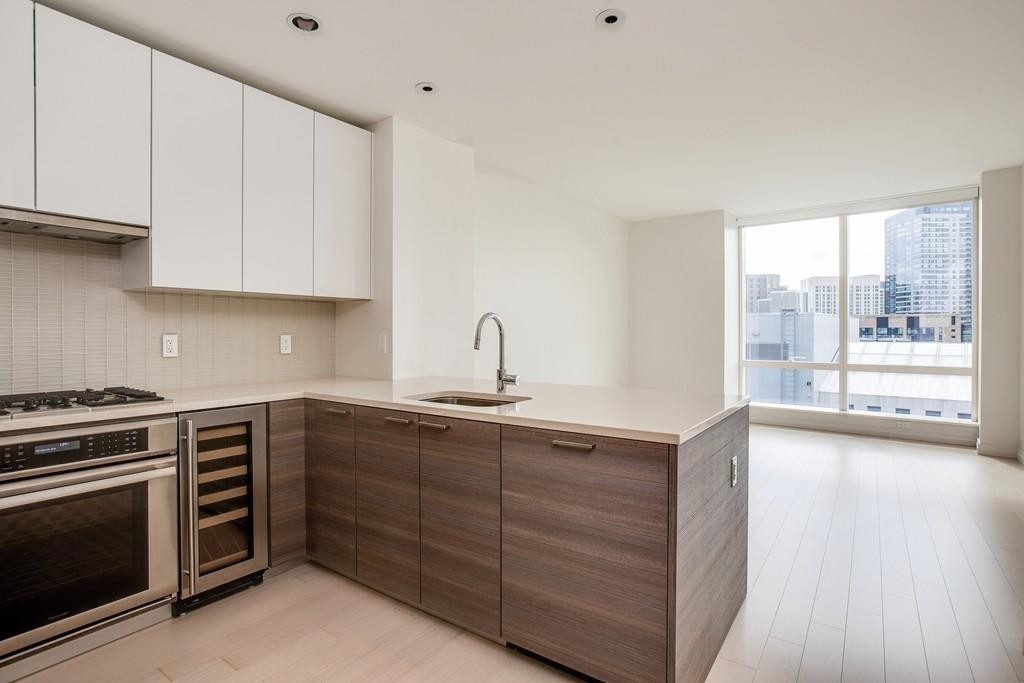 1 Franklin, Boston, Massachusetts 02110, 1 Bedroom Bedrooms, 2 Rooms Rooms,1 BathroomBathrooms,Residential Rental,For Lease,Franklin,73057843