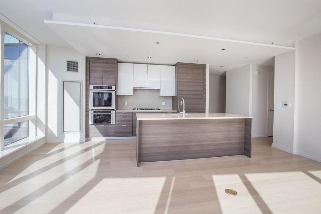 1 Franklin Street, Boston, Massachusetts 02110, 2 Bedrooms Bedrooms, 4 Rooms Rooms,2 BathroomsBathrooms,Residential Rental,For Lease,Franklin Street,73064563