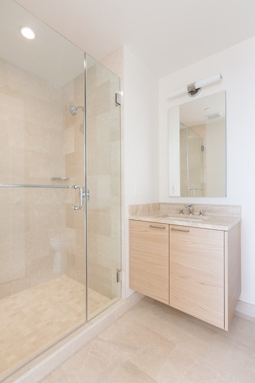1 Franklin Street, Boston, Massachusetts 02110, 2 Bedrooms Bedrooms, 4 Rooms Rooms,2 BathroomsBathrooms,Residential Rental,For Lease,Franklin Street,73064563
