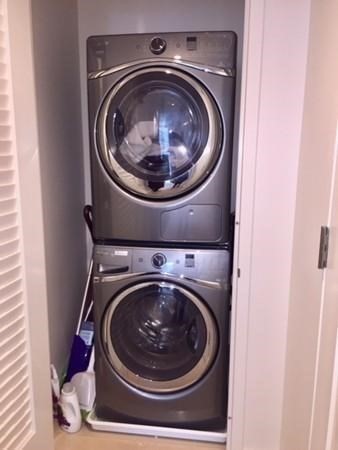 1 Franklin St, Boston, Massachusetts 02110, 2 Bedrooms Bedrooms, 4 Rooms Rooms,2 BathroomsBathrooms,Residential Rental,For Lease,Franklin St,73069407