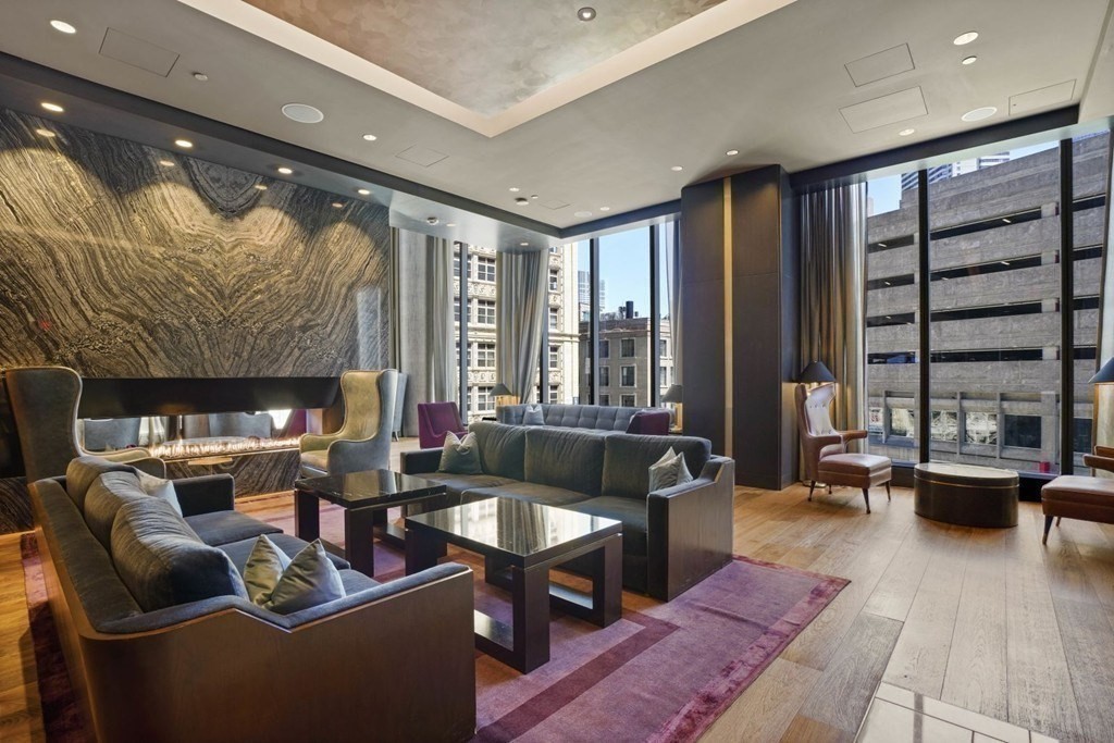 1 Franklin St, Boston, Massachusetts 02110, 2 Bedrooms Bedrooms, 4 Rooms Rooms,2 BathroomsBathrooms,Residential Rental,For Lease,Franklin St,73069407