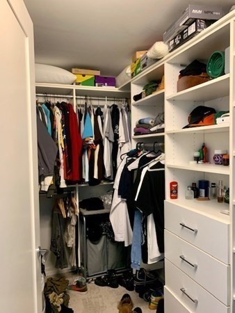 1 Franklin St, Boston, Massachusetts 02110, 2 Bedrooms Bedrooms, 4 Rooms Rooms,2 BathroomsBathrooms,Residential Rental,For Lease,Franklin St,73069407