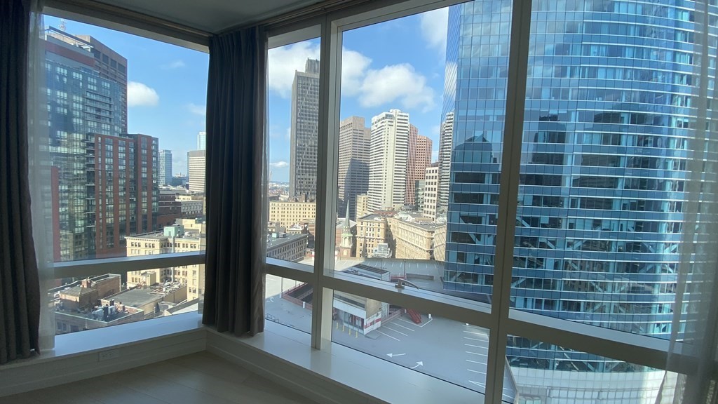 1 Franklin St, Boston, Massachusetts 02110, 2 Bedrooms Bedrooms, 4 Rooms Rooms,2 BathroomsBathrooms,Residential Rental,For Lease,Franklin St,73071237