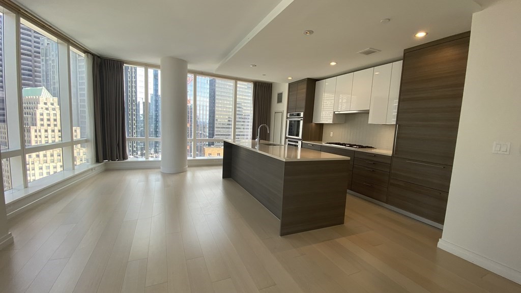 1 Franklin St, Boston, Massachusetts 02110, 2 Bedrooms Bedrooms, 4 Rooms Rooms,2 BathroomsBathrooms,Residential Rental,For Lease,Franklin St,73071237