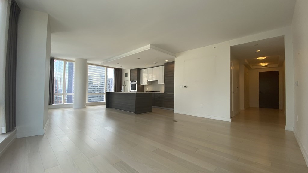 1 Franklin St, Boston, Massachusetts 02110, 2 Bedrooms Bedrooms, 4 Rooms Rooms,2 BathroomsBathrooms,Residential Rental,For Lease,Franklin St,73071237