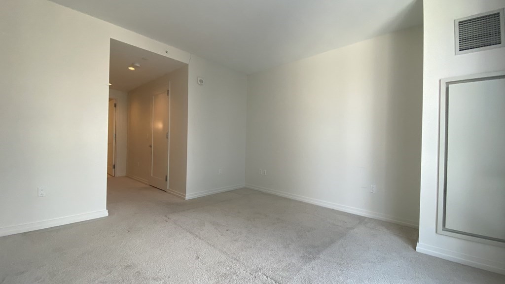 1 Franklin St, Boston, Massachusetts 02110, 2 Bedrooms Bedrooms, 4 Rooms Rooms,2 BathroomsBathrooms,Residential Rental,For Lease,Franklin St,73071237