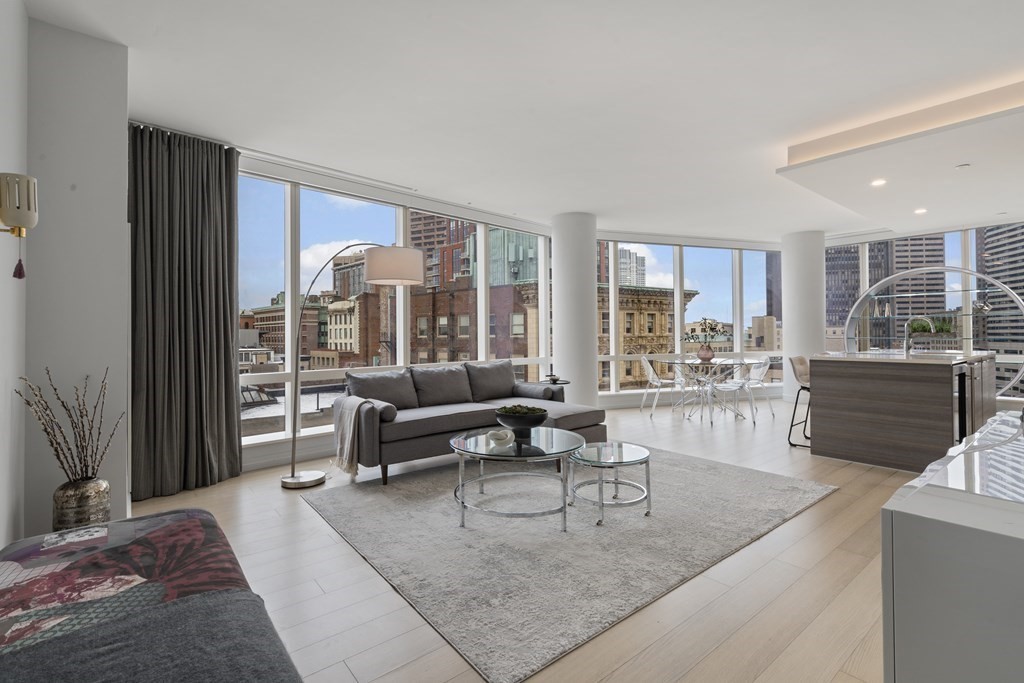 1 Franklin St, Boston, Massachusetts 02110, 2 Bedrooms Bedrooms, 4 Rooms Rooms,2 BathroomsBathrooms,Condominium/co-op,For Sale,Franklin St,73075517