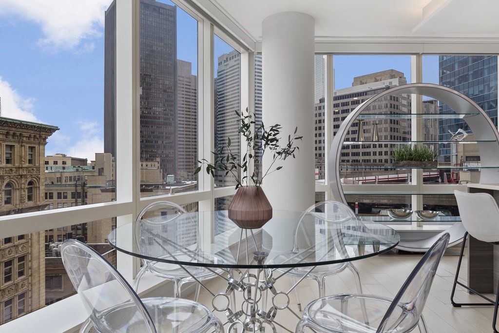 1 Franklin St, Boston, Massachusetts 02110, 2 Bedrooms Bedrooms, 4 Rooms Rooms,2 BathroomsBathrooms,Condominium/co-op,For Sale,Franklin St,73075517