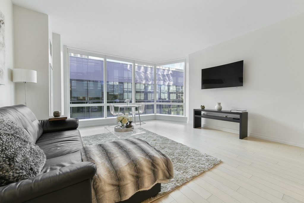 1 Franklin, Boston, Massachusetts 02110, 1 Bedroom Bedrooms, 4 Rooms Rooms,1 BathroomBathrooms,Condominium/co-op,For Sale,Franklin,73076324