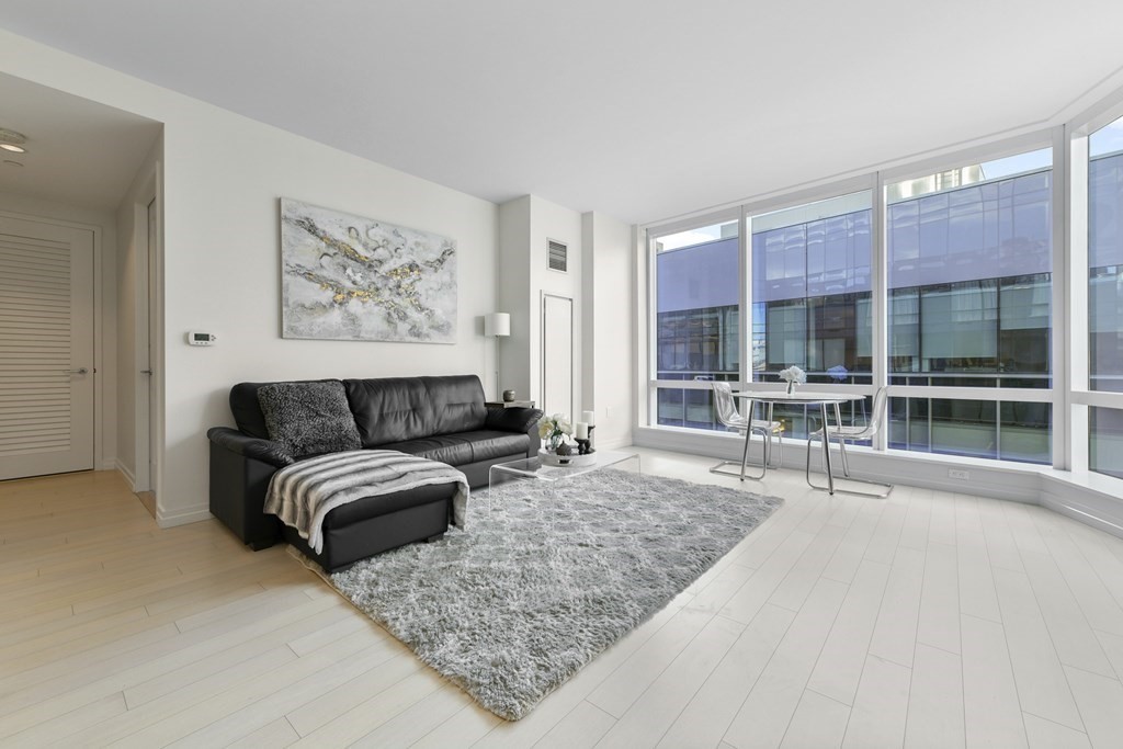 1 Franklin, Boston, Massachusetts 02110, 1 Bedroom Bedrooms, 4 Rooms Rooms,1 BathroomBathrooms,Condominium/co-op,For Sale,Franklin,73076324