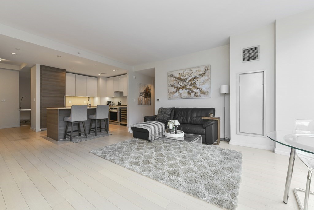1 Franklin, Boston, Massachusetts 02110, 1 Bedroom Bedrooms, 4 Rooms Rooms,1 BathroomBathrooms,Condominium/co-op,For Sale,Franklin,73076324