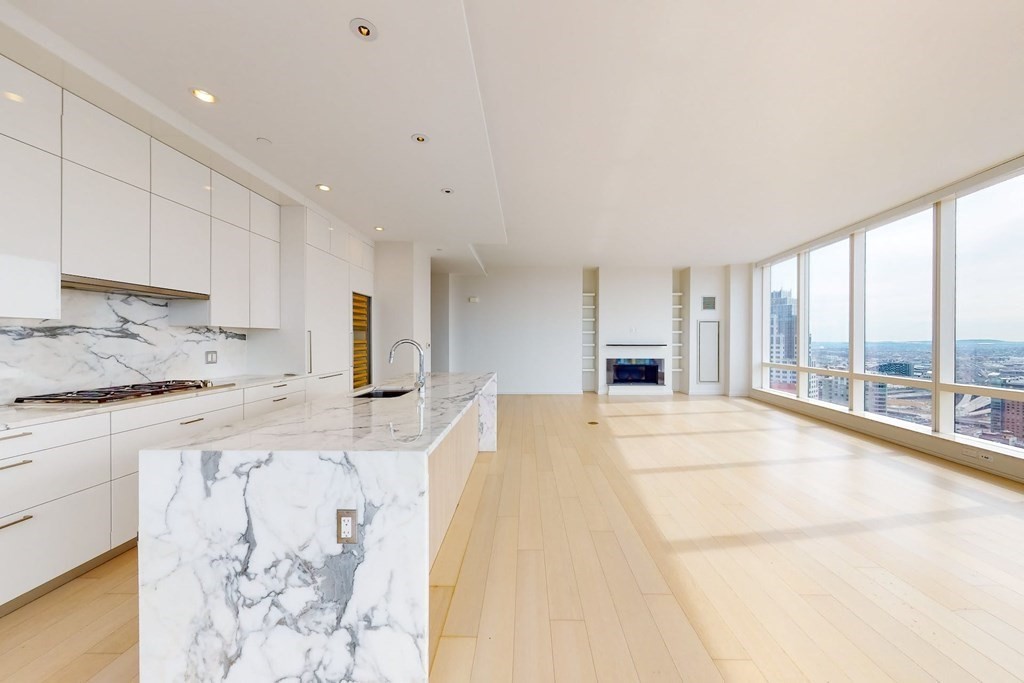 1 Franklin Street, Boston, Massachusetts 02110, 3 Bedrooms Bedrooms, 5 Rooms Rooms,3 BathroomsBathrooms,Condominium/co-op,For Sale,Franklin Street,73076396