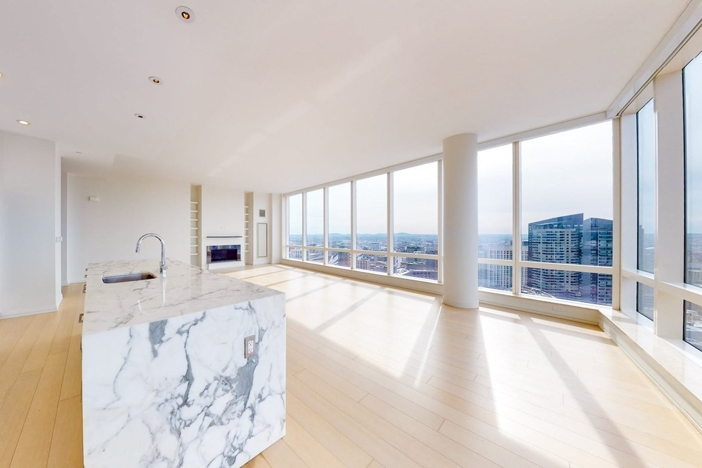 1 Franklin Street, Boston, Massachusetts 02110, 3 Bedrooms Bedrooms, 5 Rooms Rooms,3 BathroomsBathrooms,Condominium/co-op,For Sale,Franklin Street,73076396