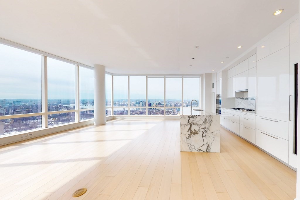 1 Franklin Street, Boston, Massachusetts 02110, 3 Bedrooms Bedrooms, 5 Rooms Rooms,3 BathroomsBathrooms,Condominium/co-op,For Sale,Franklin Street,73076396