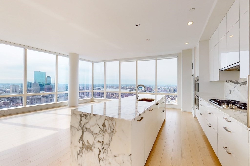 1 Franklin Street, Boston, Massachusetts 02110, 3 Bedrooms Bedrooms, 5 Rooms Rooms,3 BathroomsBathrooms,Condominium/co-op,For Sale,Franklin Street,73076396