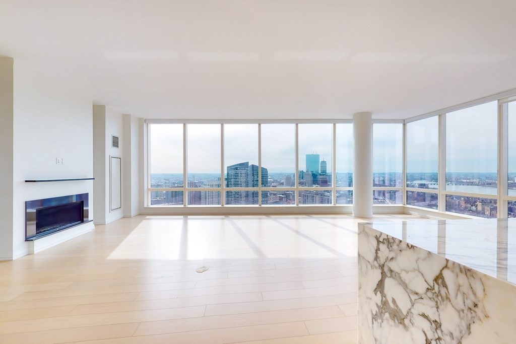1 Franklin Street, Boston, Massachusetts 02110, 3 Bedrooms Bedrooms, 5 Rooms Rooms,3 BathroomsBathrooms,Condominium/co-op,For Sale,Franklin Street,73076396