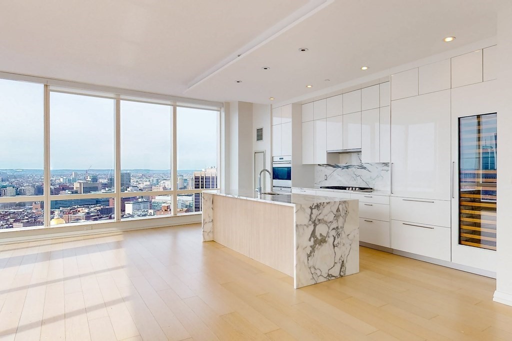 1 Franklin Street, Boston, Massachusetts 02110, 3 Bedrooms Bedrooms, 5 Rooms Rooms,3 BathroomsBathrooms,Condominium/co-op,For Sale,Franklin Street,73076396