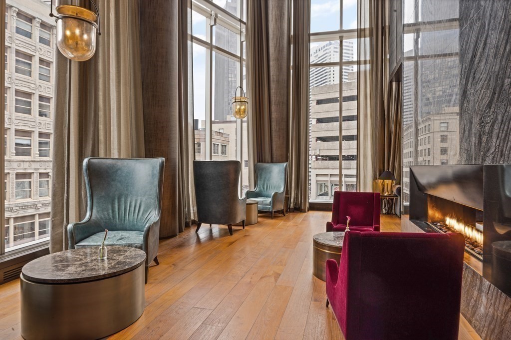 1 Franklin St, Boston, Massachusetts 02110, 3 Bedrooms Bedrooms, 6 Rooms Rooms,3 BathroomsBathrooms,Condominium/co-op,For Sale,Franklin St,73079928