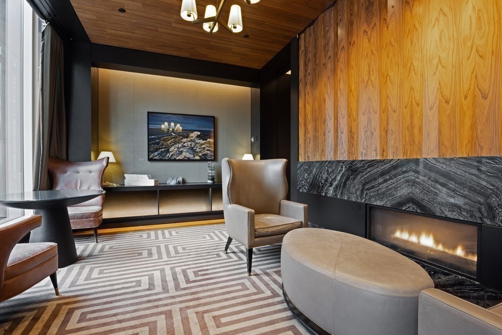 1 Franklin St, Boston, Massachusetts 02110, 3 Bedrooms Bedrooms, 6 Rooms Rooms,3 BathroomsBathrooms,Condominium/co-op,For Sale,Franklin St,73079928